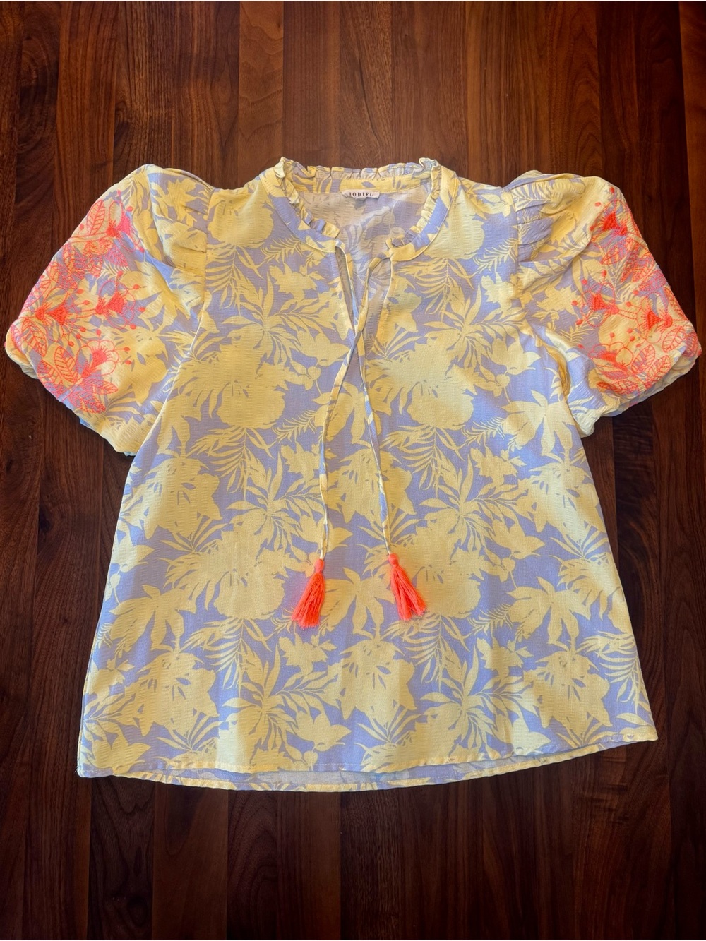 JODIFL Yellow & Gray Floral Puff-Sleeve Tassel Top